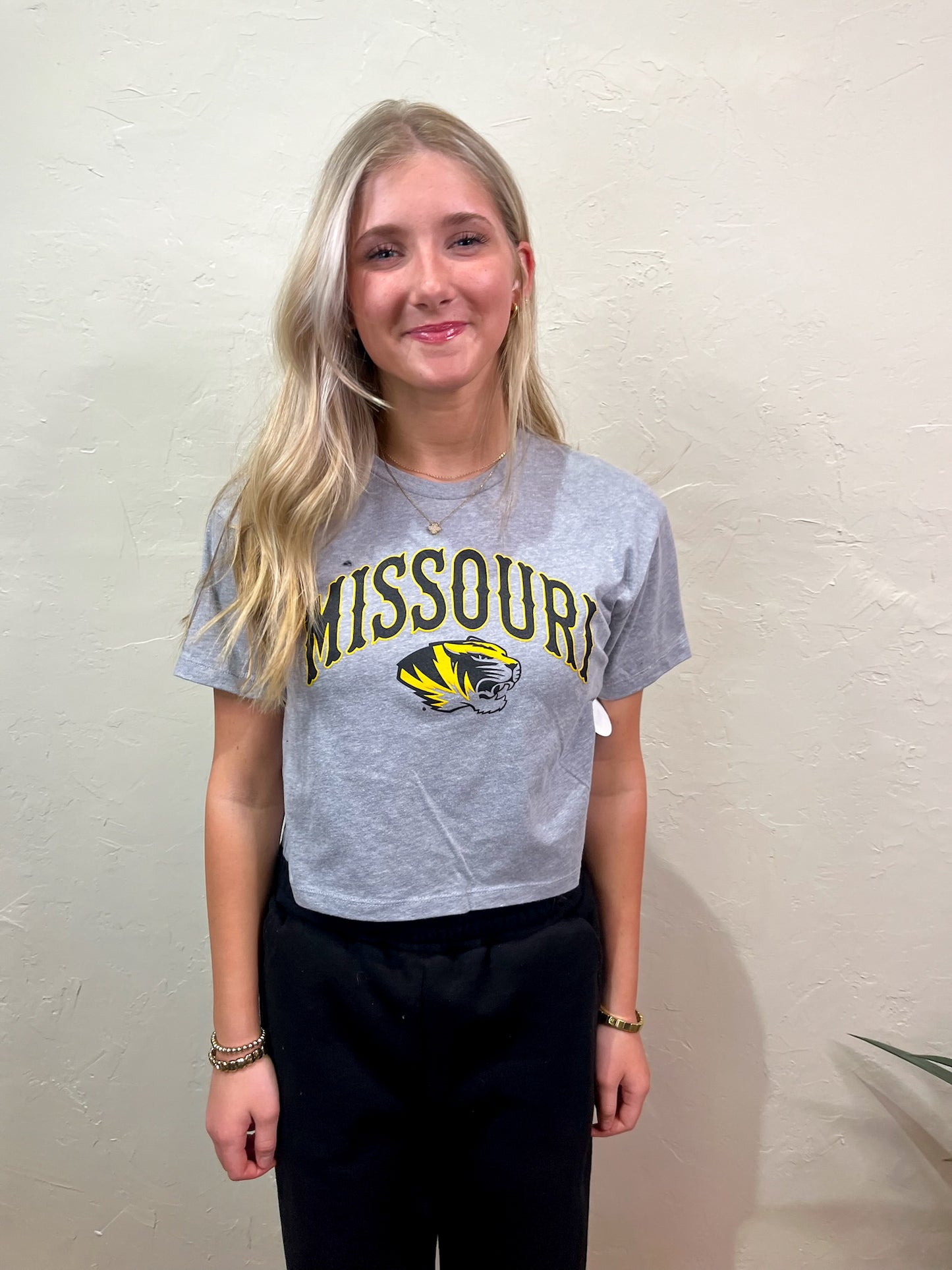 Mizzou Crop Tee-Grey