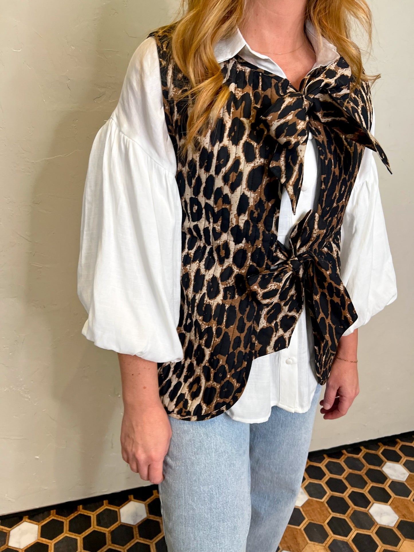 En Vogue Tie Vest - Leopard