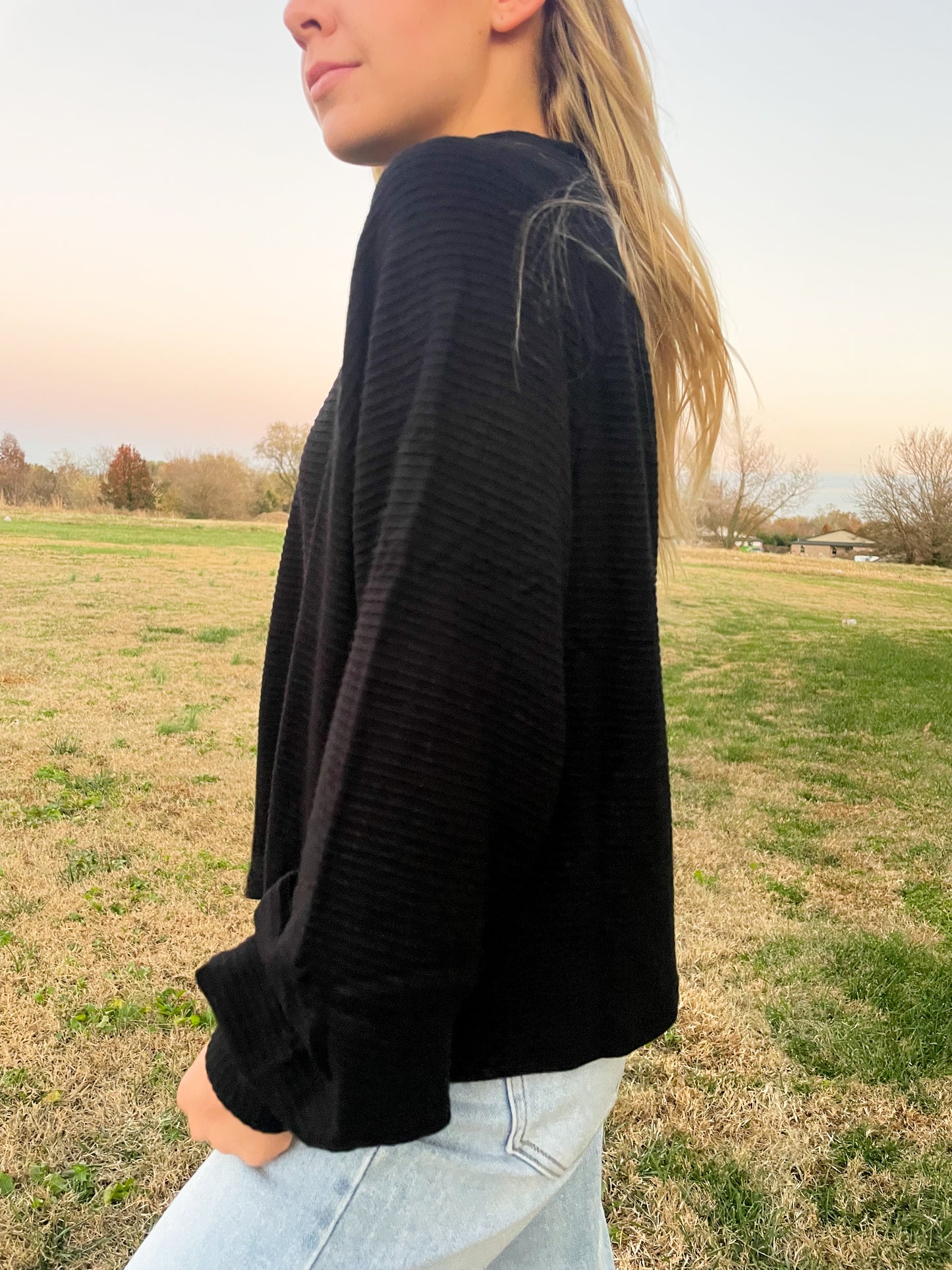 New Classic Oversized Knit Top - Black