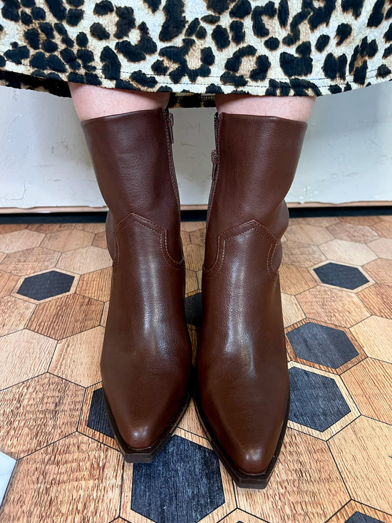 Victoria Boot - Cognac