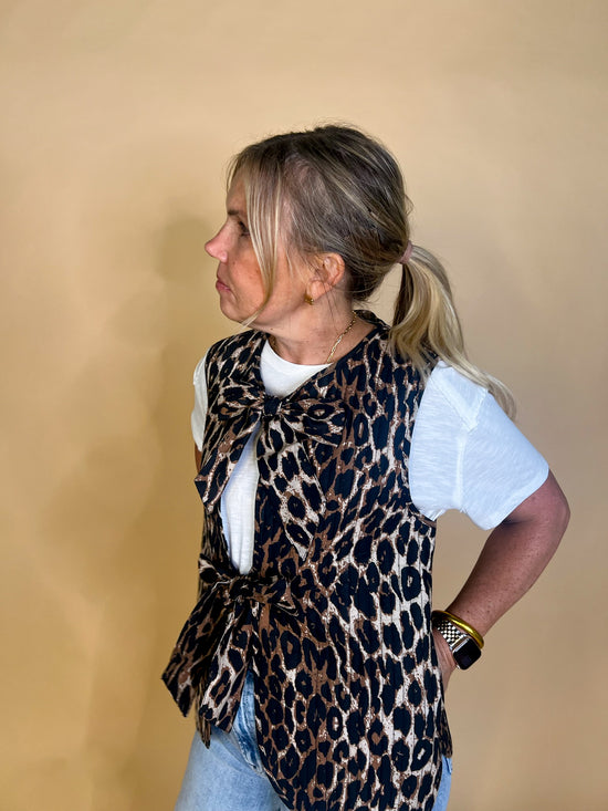 En Vogue Tie Vest - Leopard