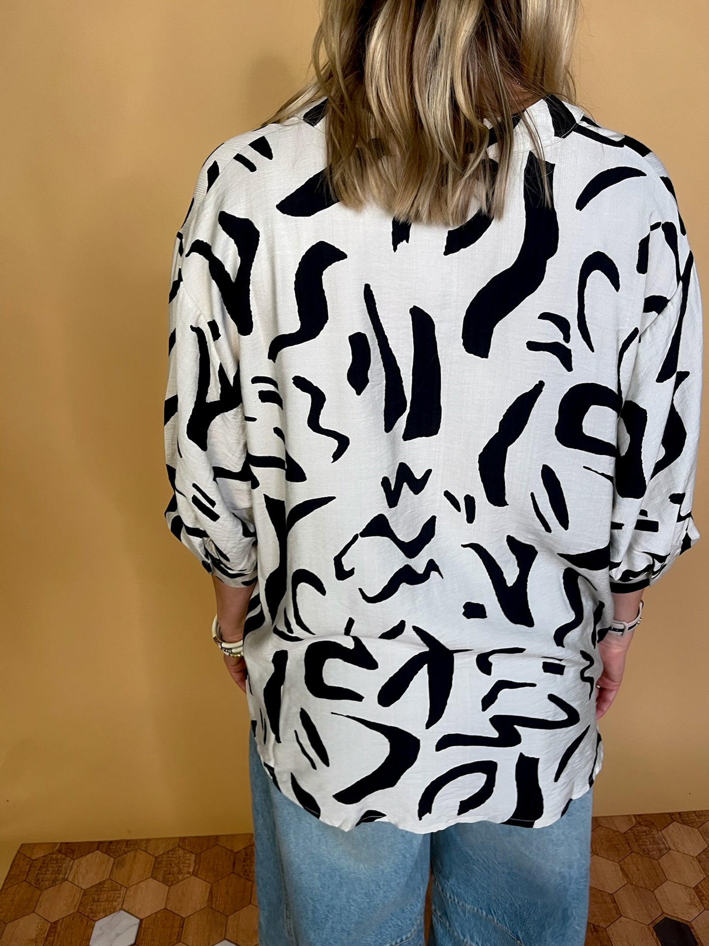 At The Met Abstract Blouse - Revel Boutique