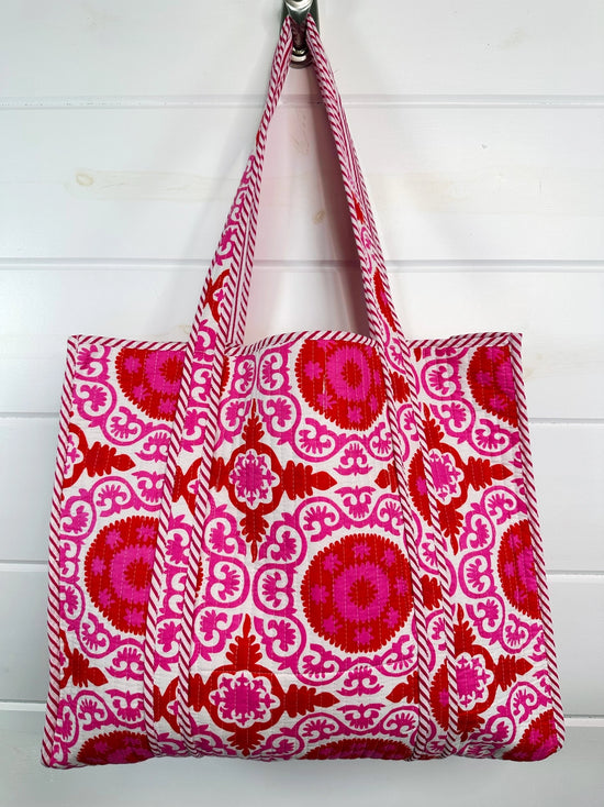 Quilted Tote Bag - Pink Medallion